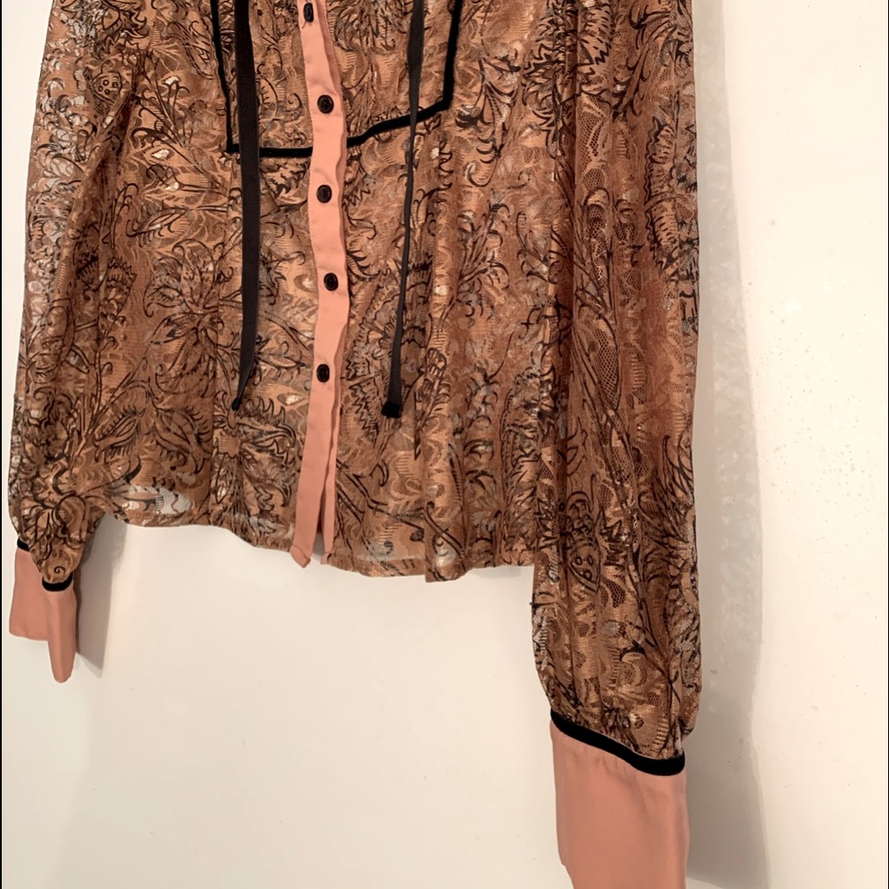 Honey Punch Lace Top - Picture 2 of 4